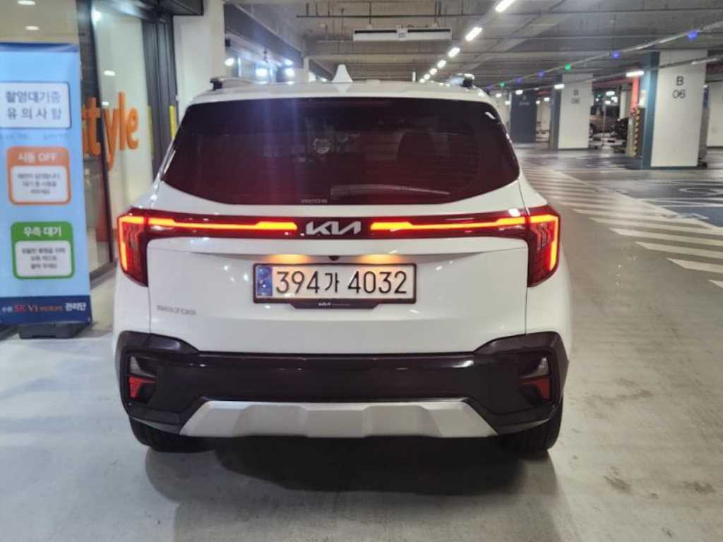 KIA Seltos - Vista 6