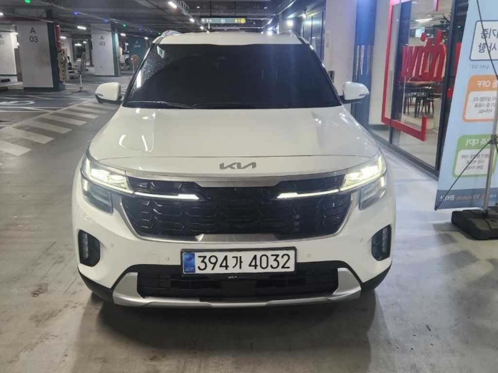 KIA Seltos - Vista 2