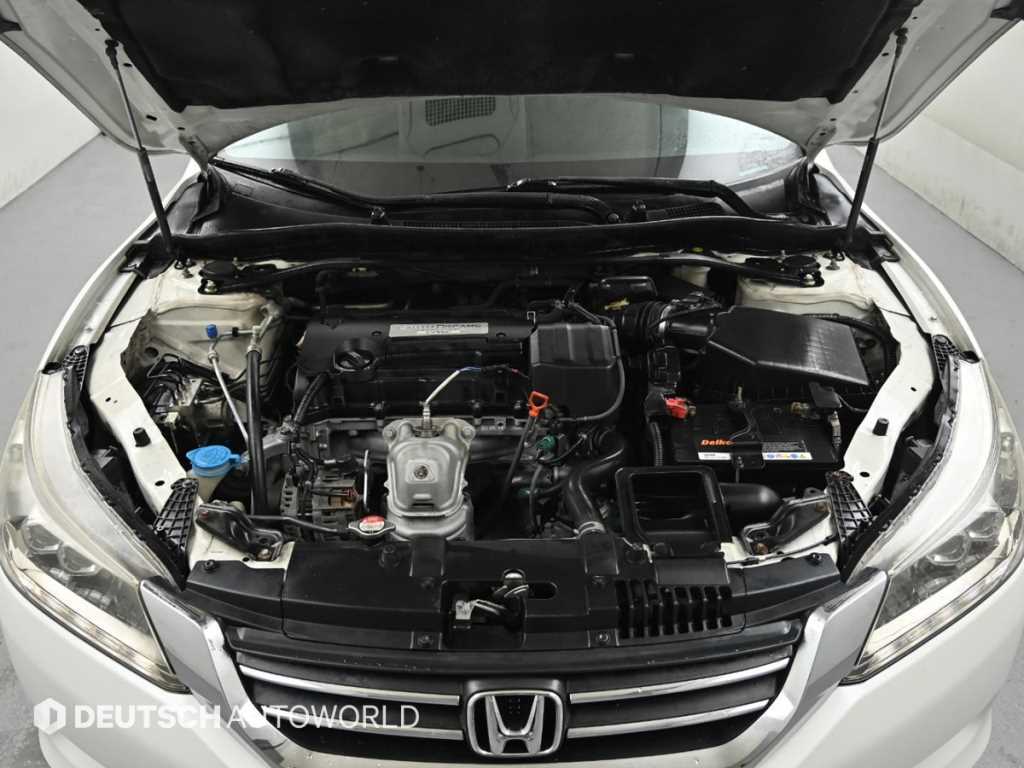 Honda Accord - Vista 6