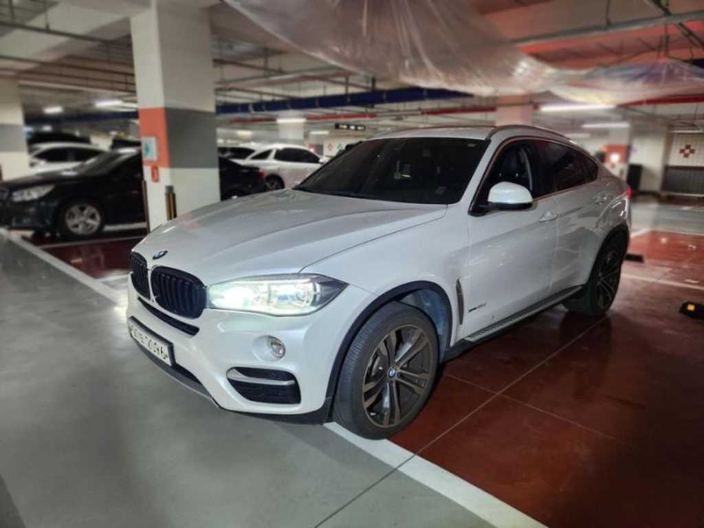 BMW X6 - Vista 2