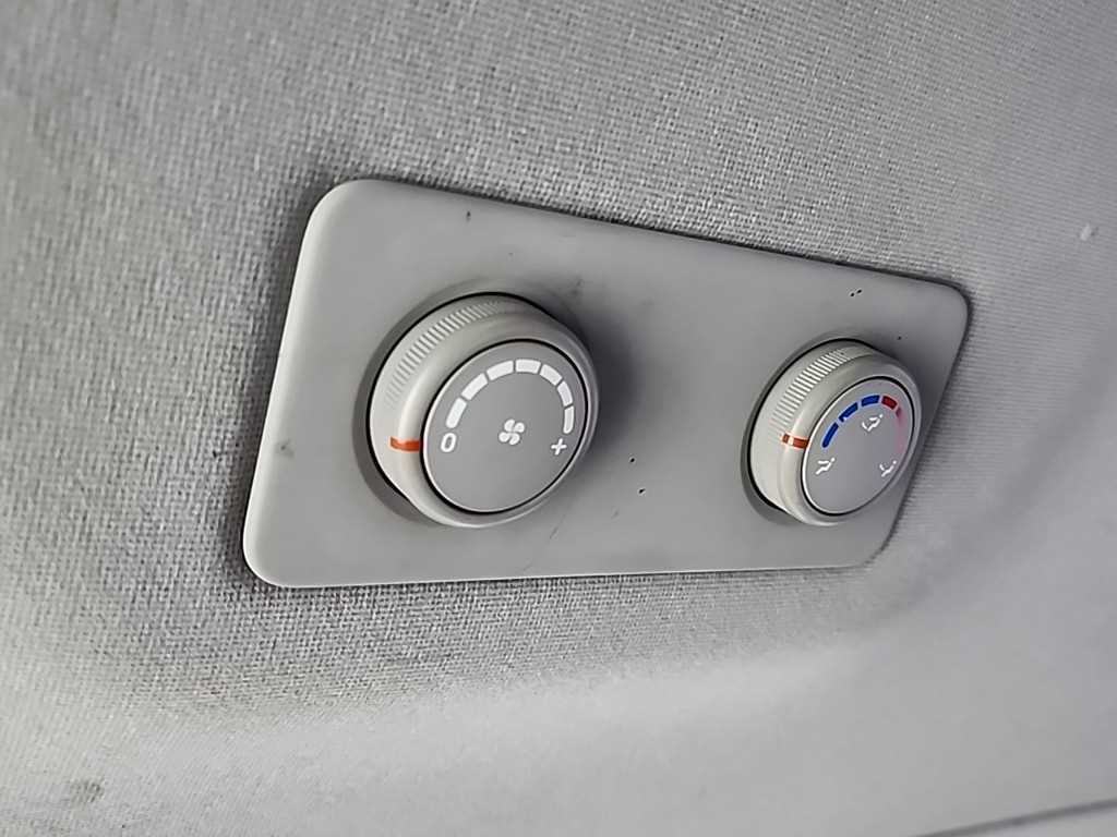 HYUNDAI Starex 2015 Gris - Importación desde Corea - HF Imports Iquique - Foto 13