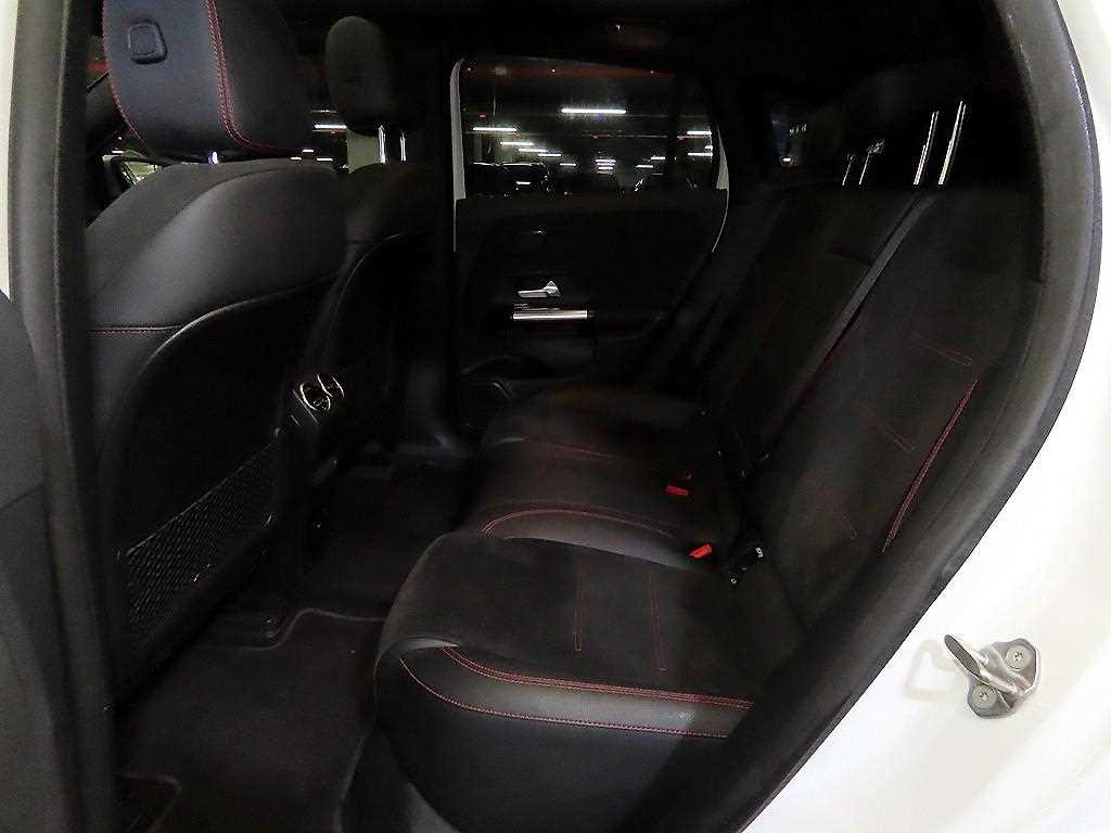 Mercedes Benz EQA - Vista 7