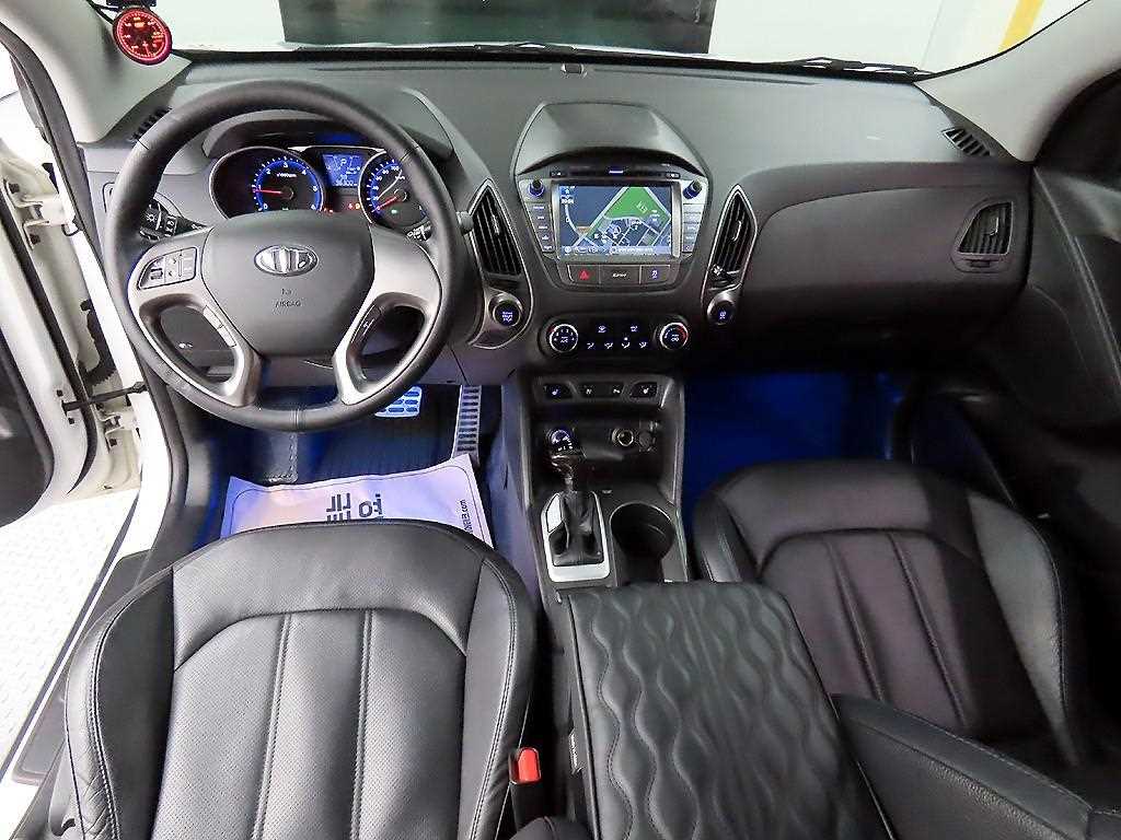 HYUNDAI Tucson - Vista 7