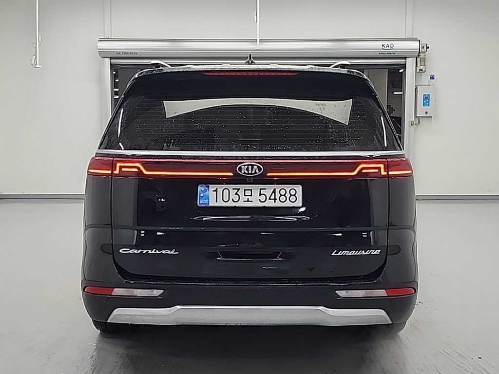 KIA Carnival - Vista 3