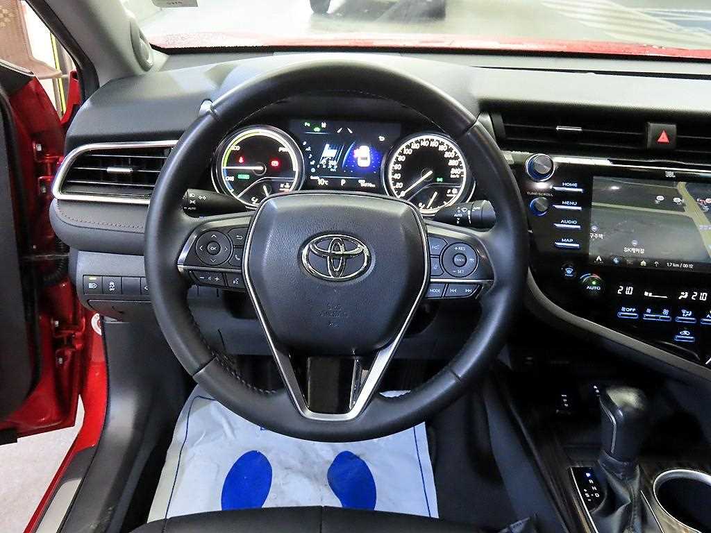 Toyota Camry - Vista 8