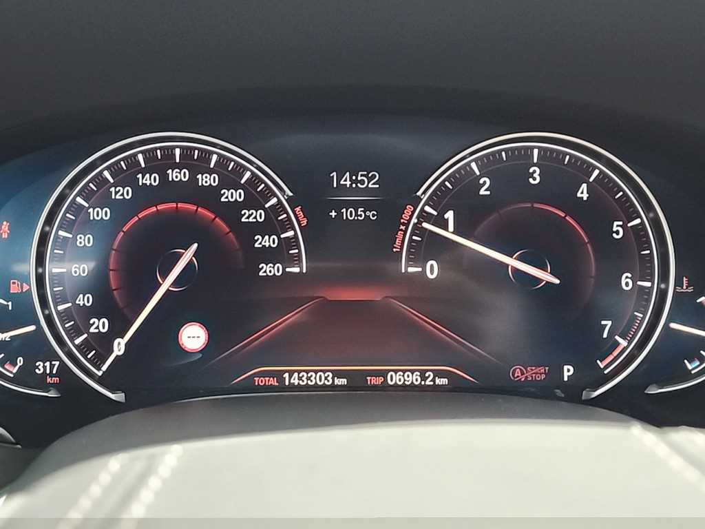 BMW 7 Series - Vista 6