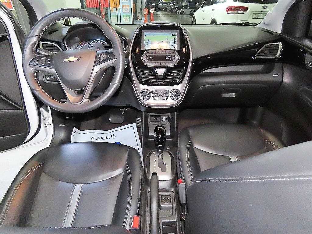 Chevrolet Spark - Vista 11