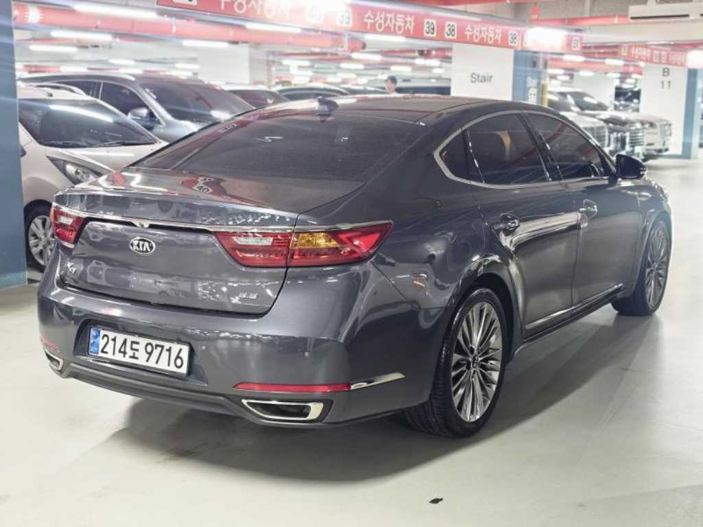 KIA K7 - Vista 3