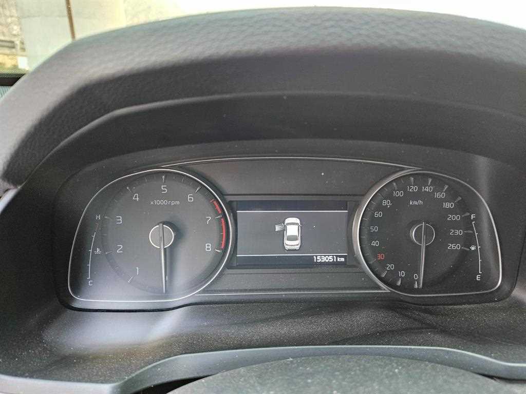 KIA K7 - Vista 10