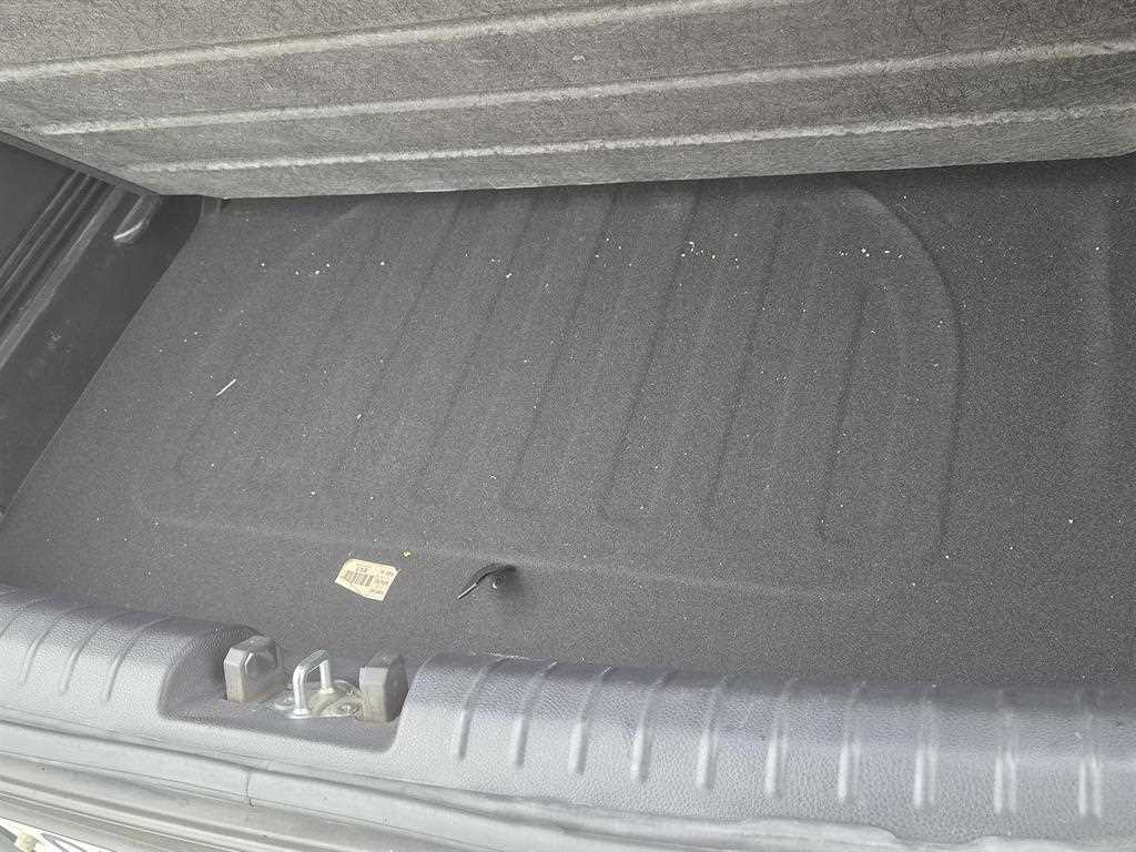 KIA Stonic - Vista 6