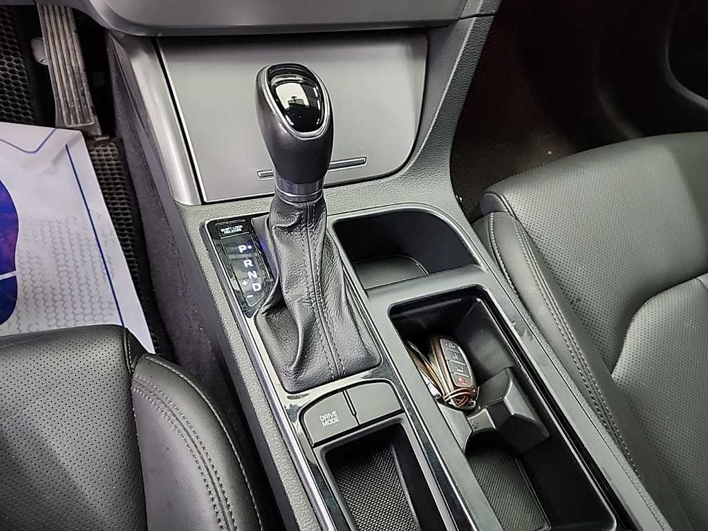 HYUNDAI Sonata - Vista 8