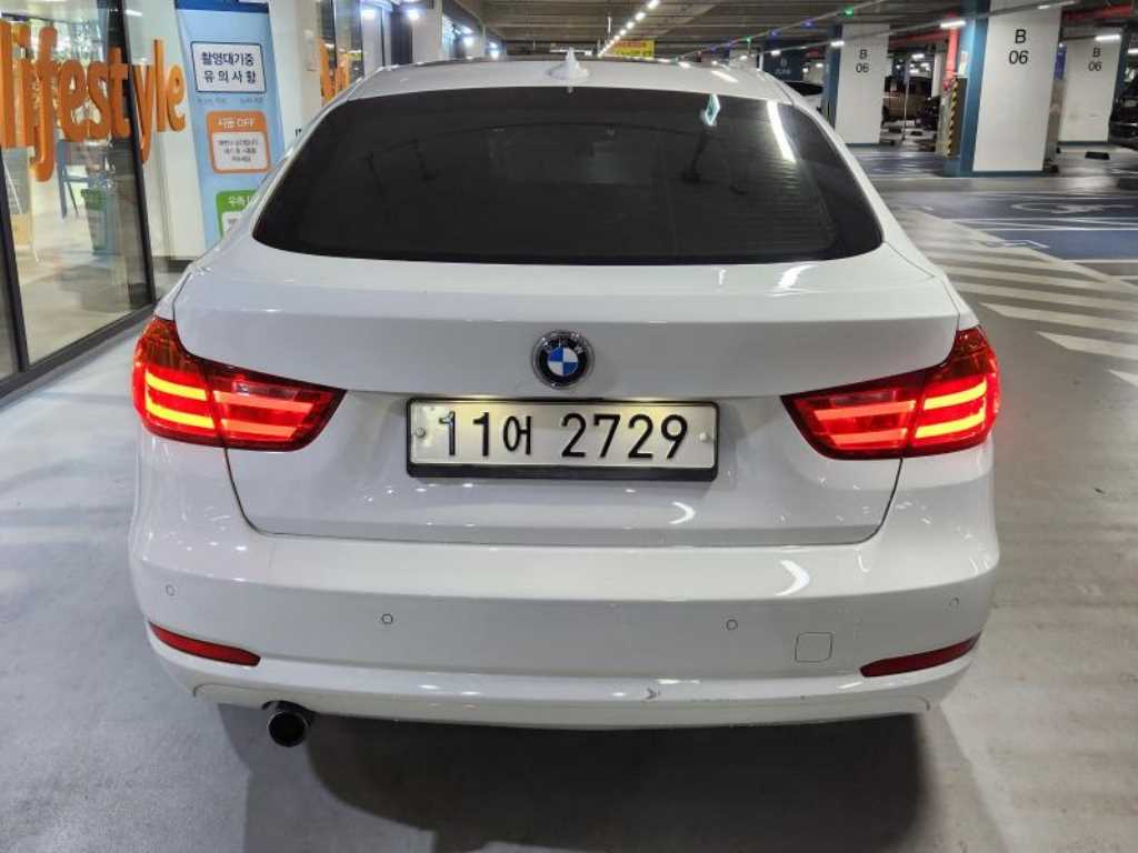 BMW Gran Turismo - Vista 3