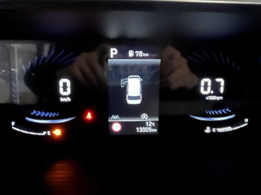 HYUNDAI Staria - Vista 12