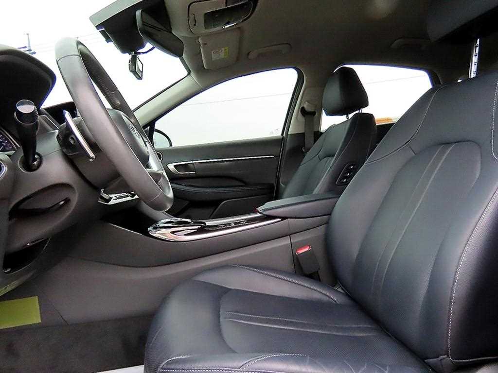 HYUNDAI Sonata - Vista 5