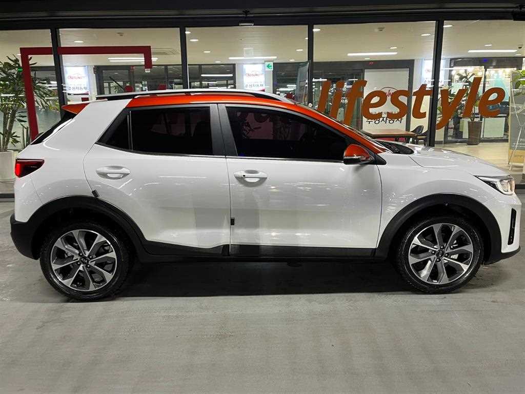 KIA Stonic - Vista 3