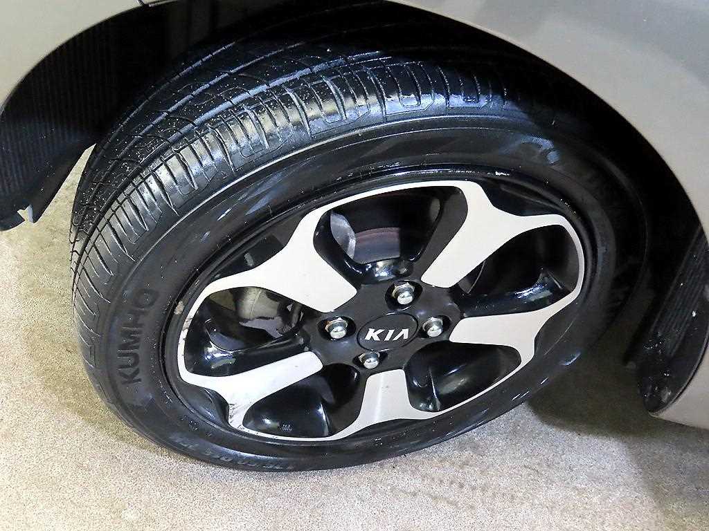 KIA Ray 2014 Gris - Importación desde Corea - HF Imports Iquique - Foto 20