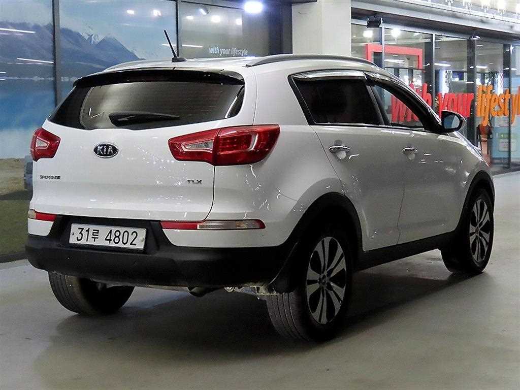 KIA Sportage - Vista 4