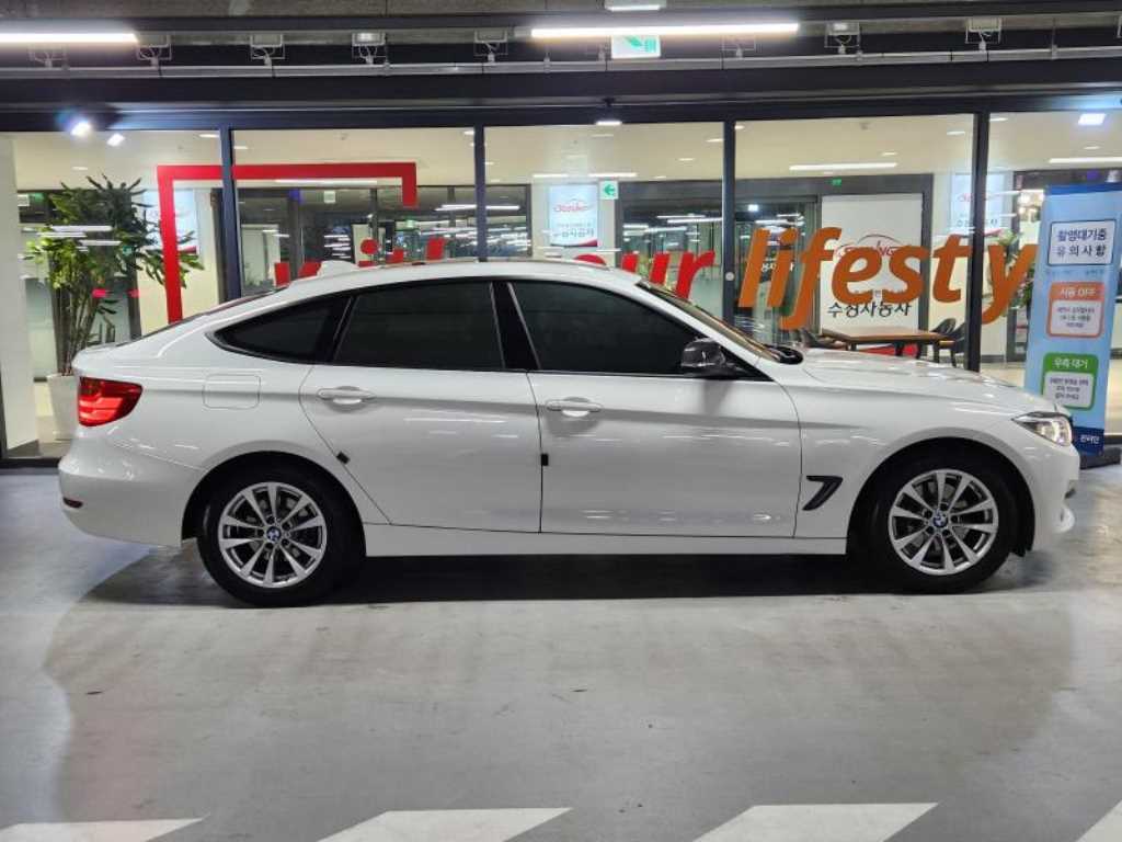 BMW Gran Turismo - Vista 4