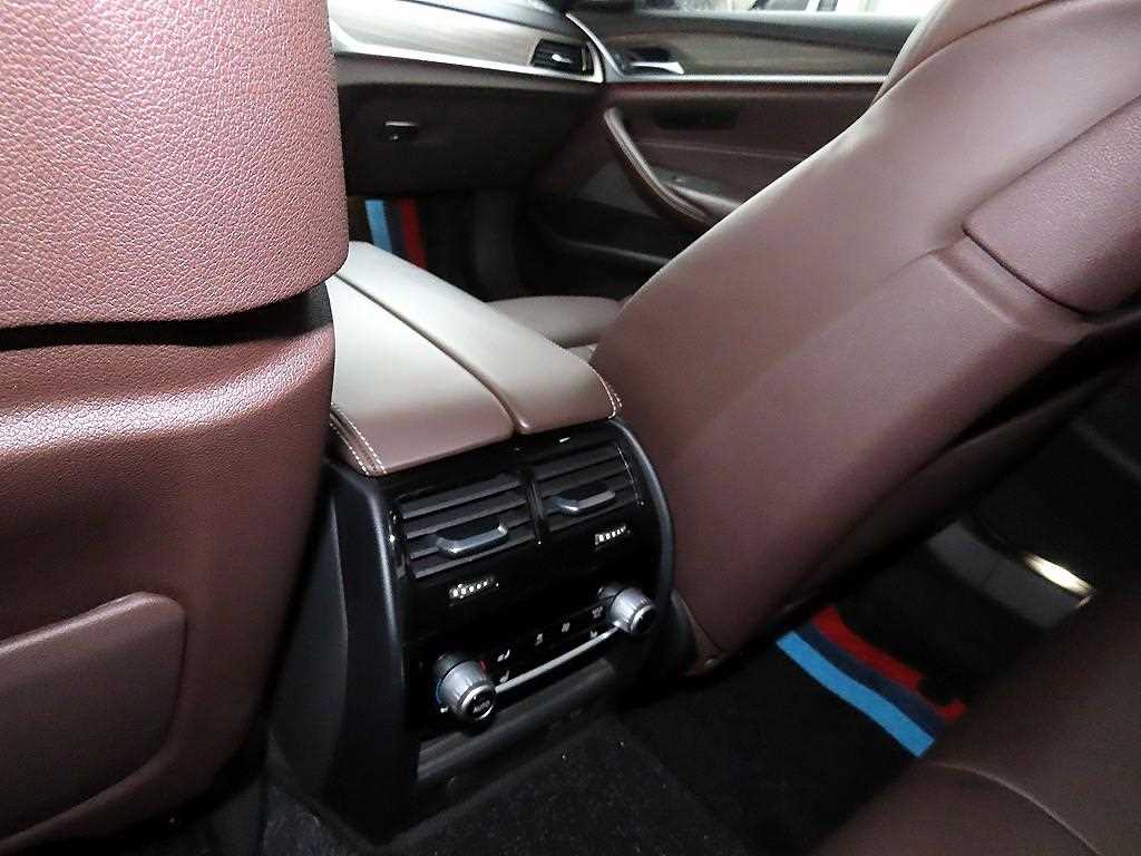 BMW 5 Series 2020 Blanco - Importación desde Corea - HF Imports Iquique - Foto 15