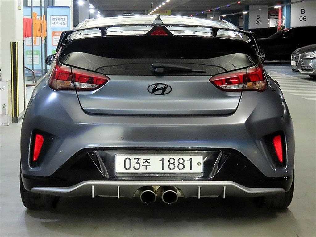 HYUNDAI Veloster - Vista 5