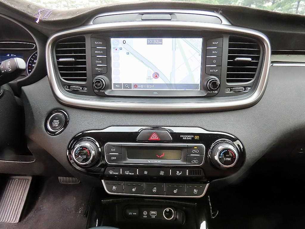 KIA Sorento - Vista 12