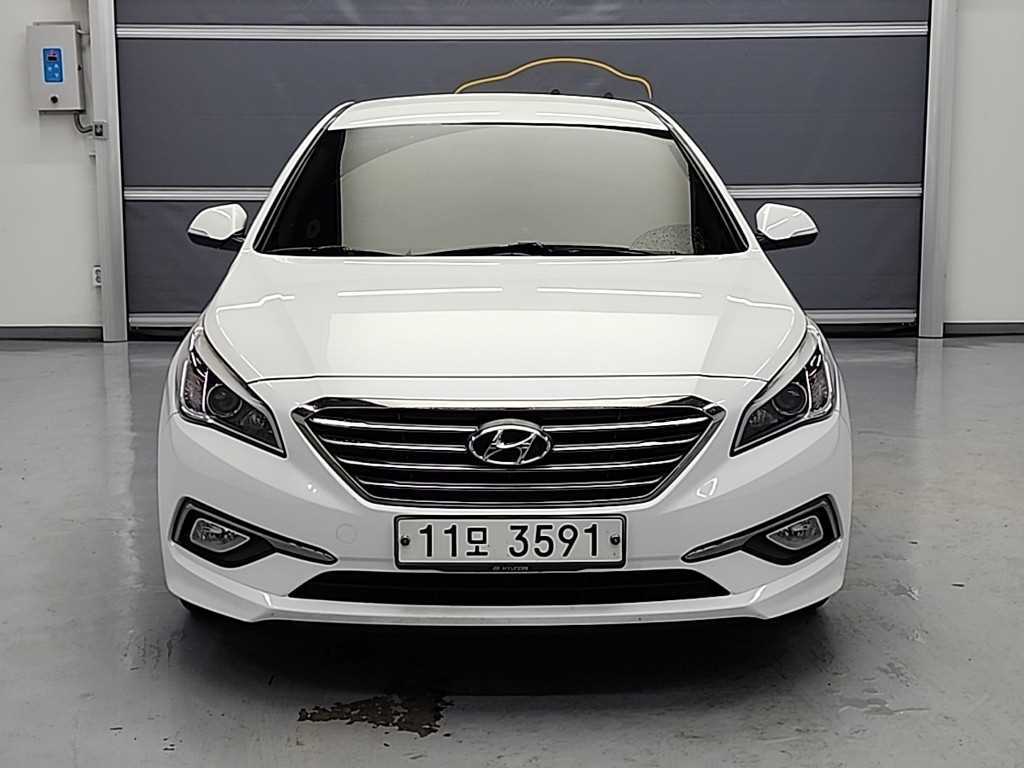 HYUNDAI Sonata - Vista 2