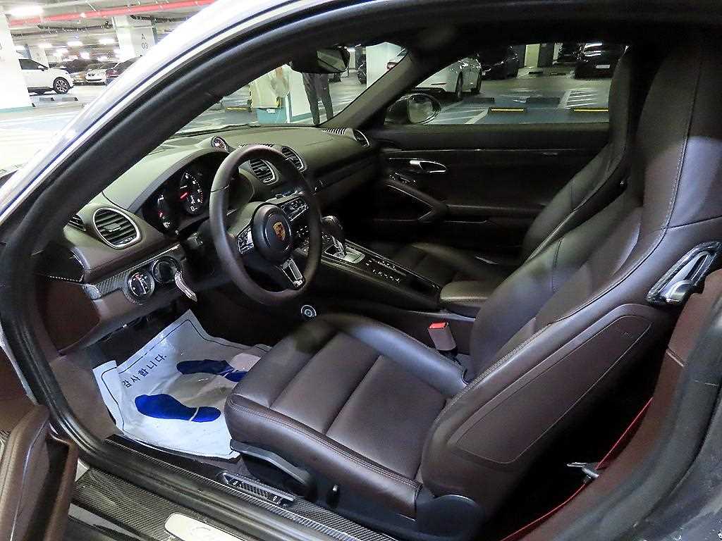 Porsche 718 - Vista 6