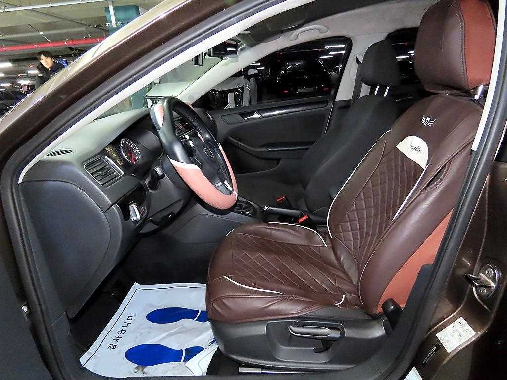 Volkswagen Jetta - Vista 6