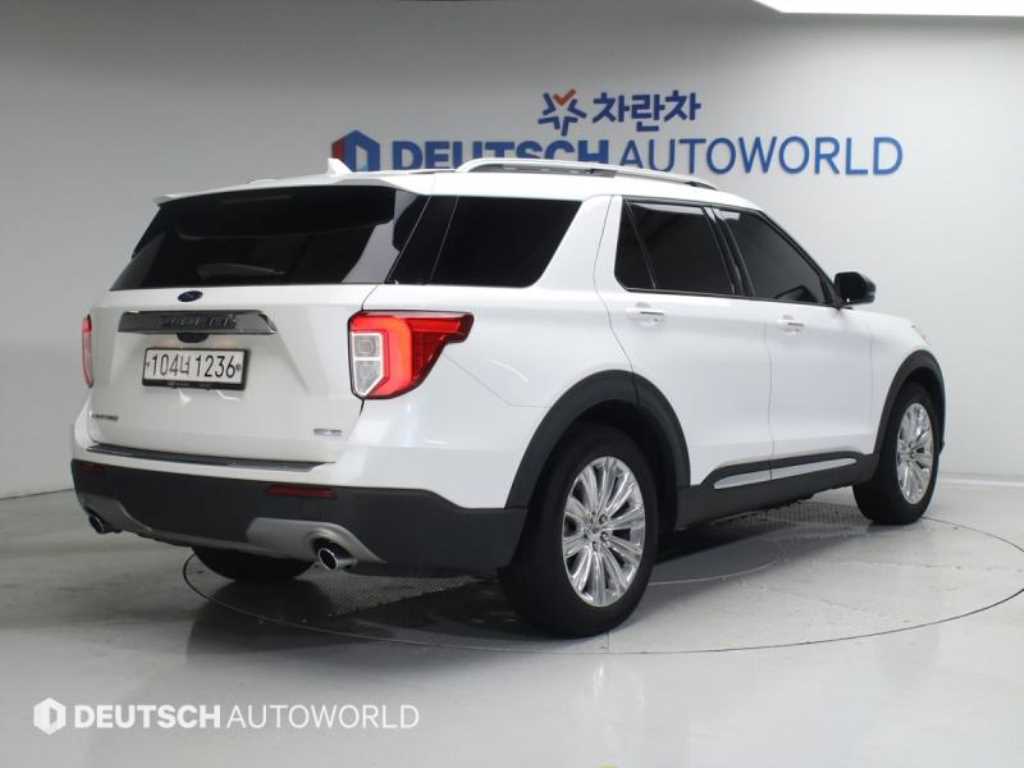 Ford Explorer - Vista 2