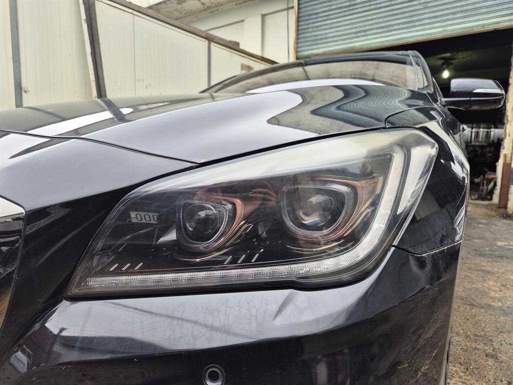 HYUNDAI Genesis - Vista 9