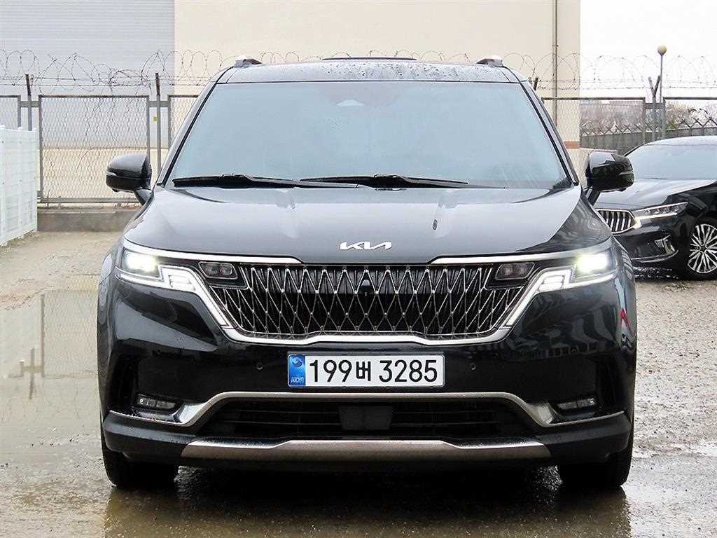 KIA Carnival - Vista 3