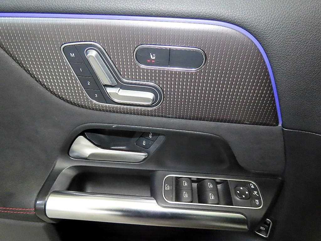 Mercedes Benz EQA 2022 Blanco - Importación desde Corea - HF Imports Iquique - Foto 14