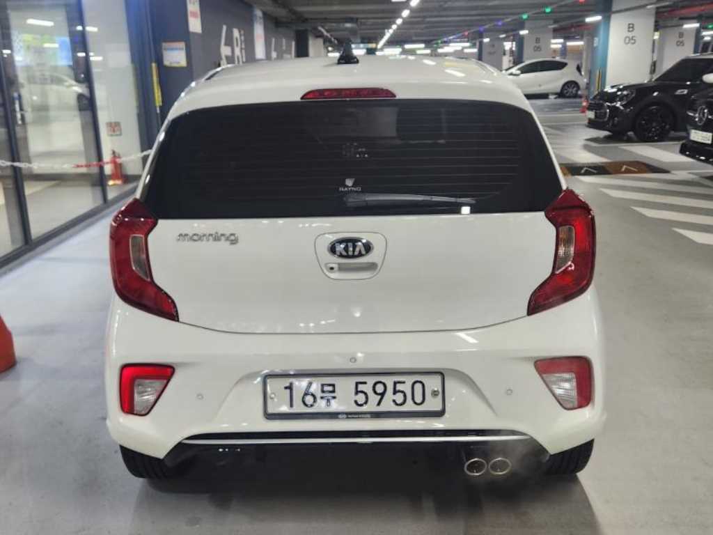 KIA Morning - Vista 5