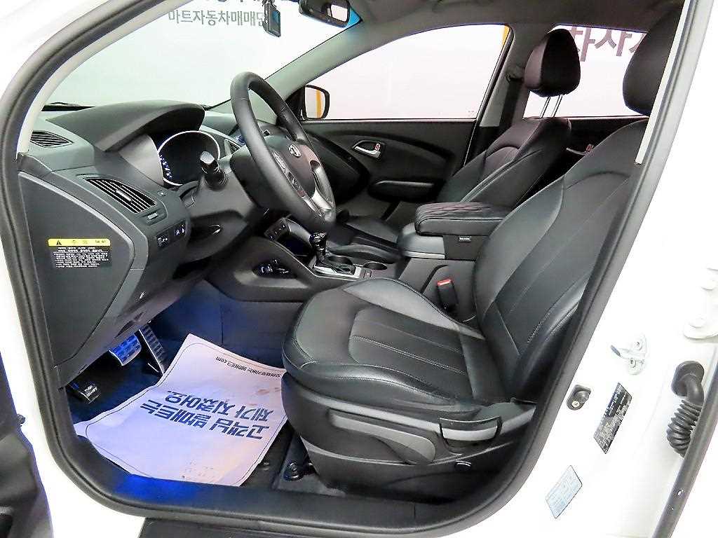 HYUNDAI Tucson - Vista 5