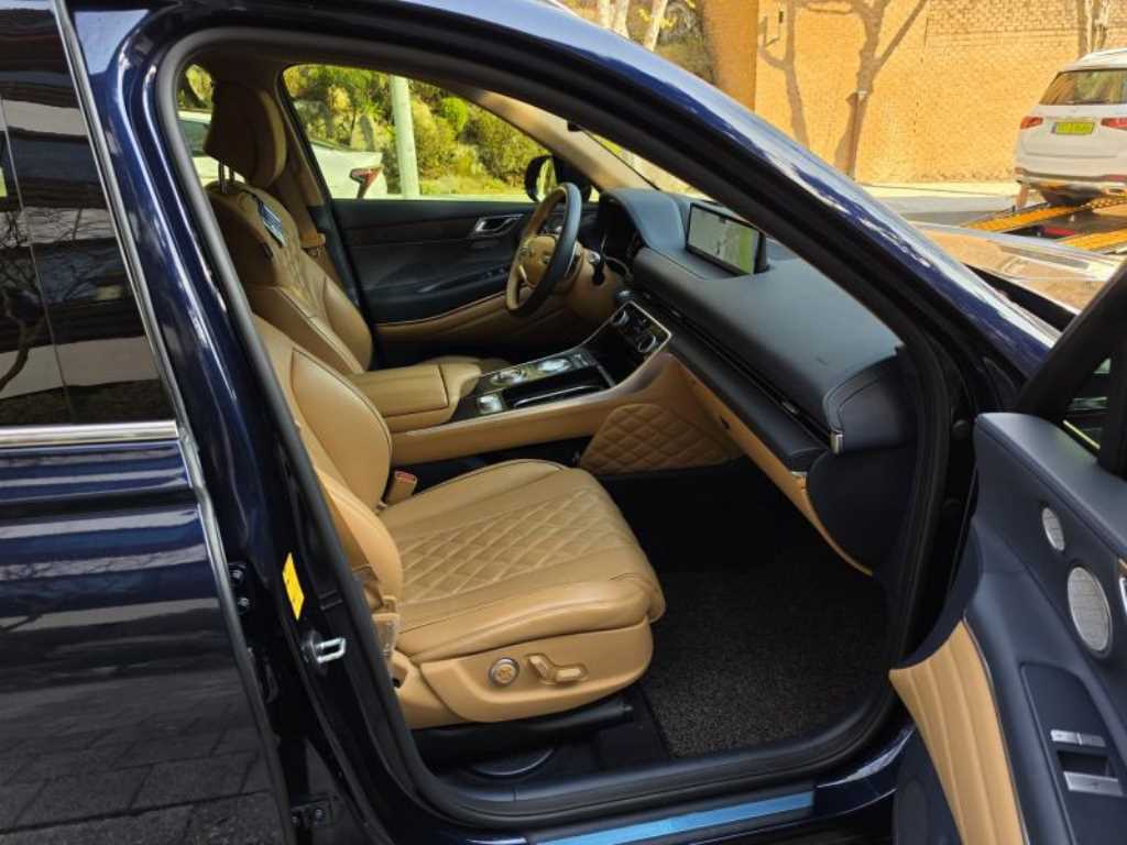 Genesis GV80 - Vista 12