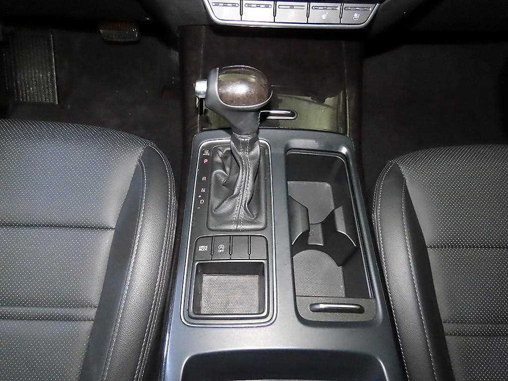 KIA Sorento - Vista 12