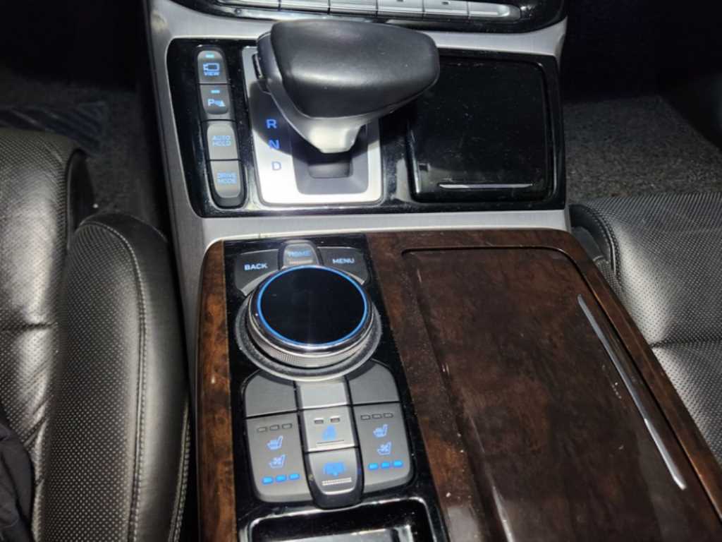 Genesis EQ900 2017 Negro - Importación desde Corea - HF Imports Iquique - Foto 14