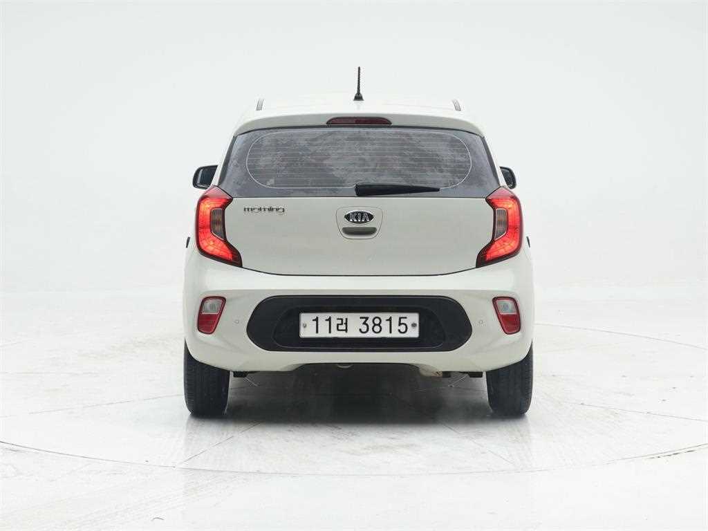 KIA Morning - Vista 5