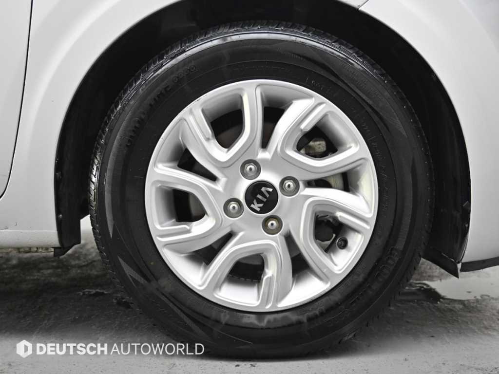 KIA Morning - Vista 5