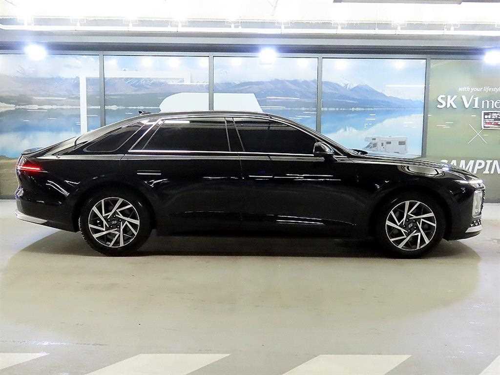 HYUNDAI Grandeur - Vista 3