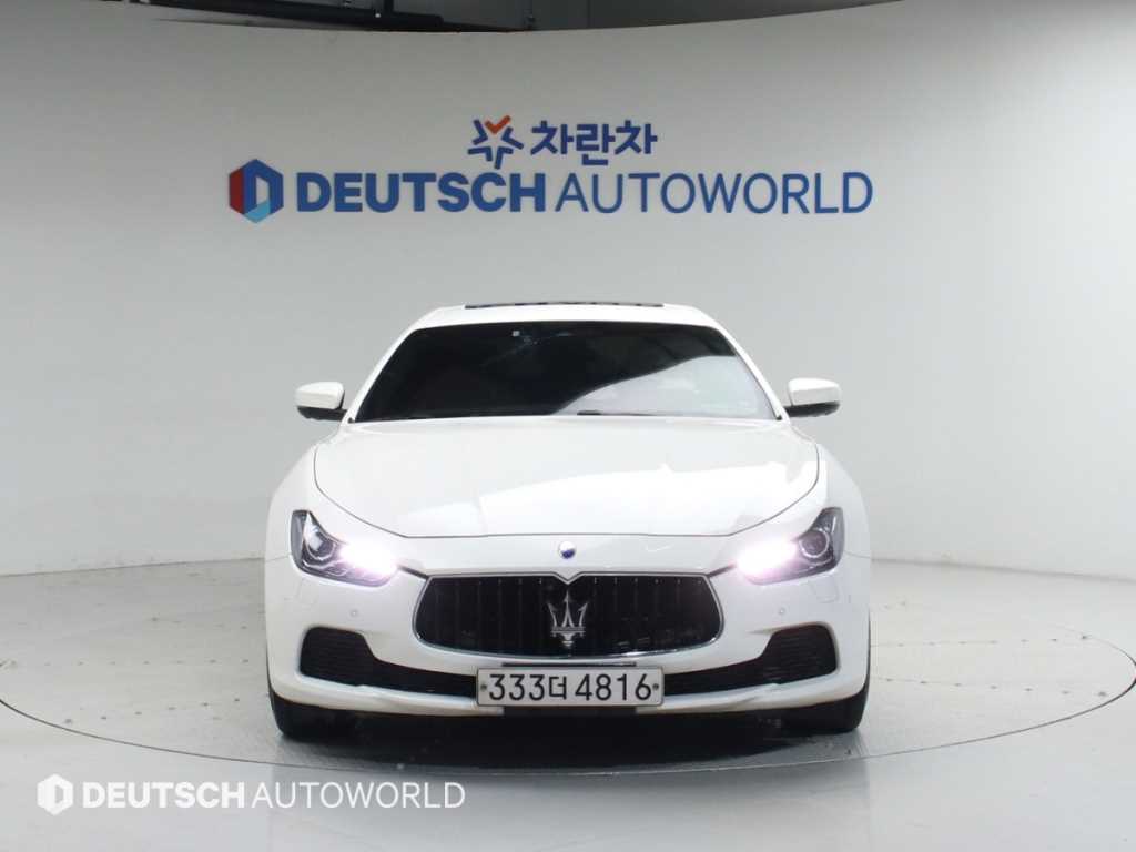 Maserati Ghibli - Vista 3