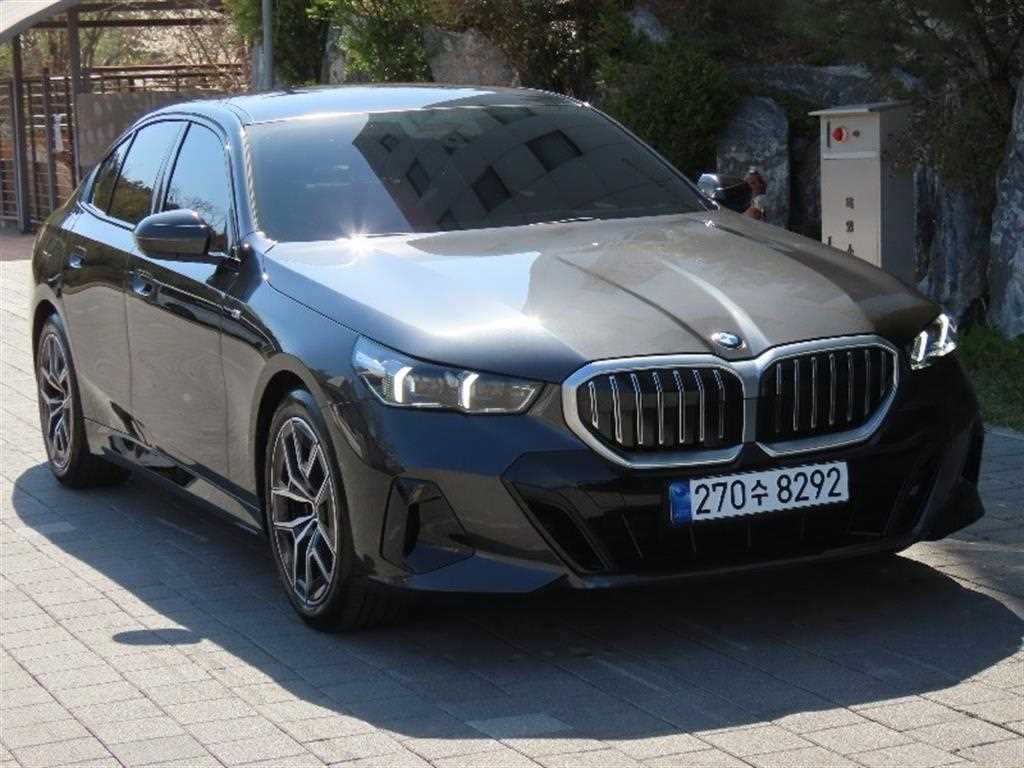 BMW 5 Series - Vista 2