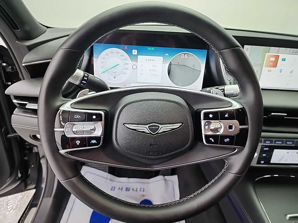 Genesis G90 - Vista 9