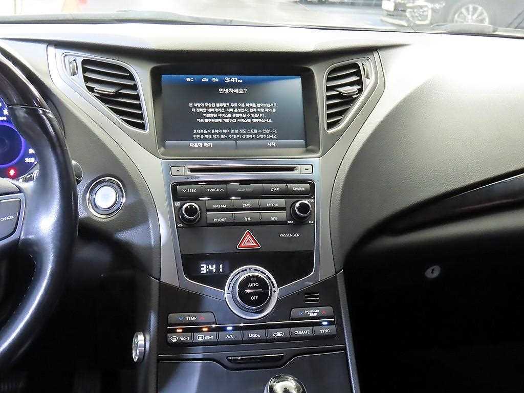 HYUNDAI Grandeur - Vista 11