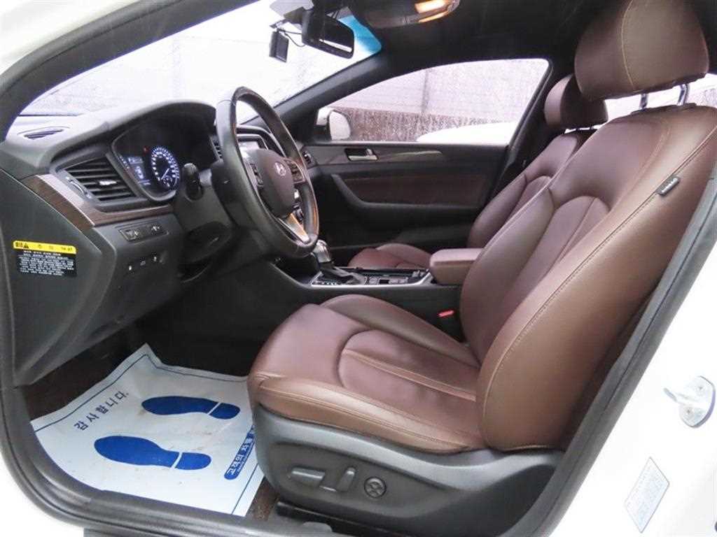 HYUNDAI Sonata - Vista 5