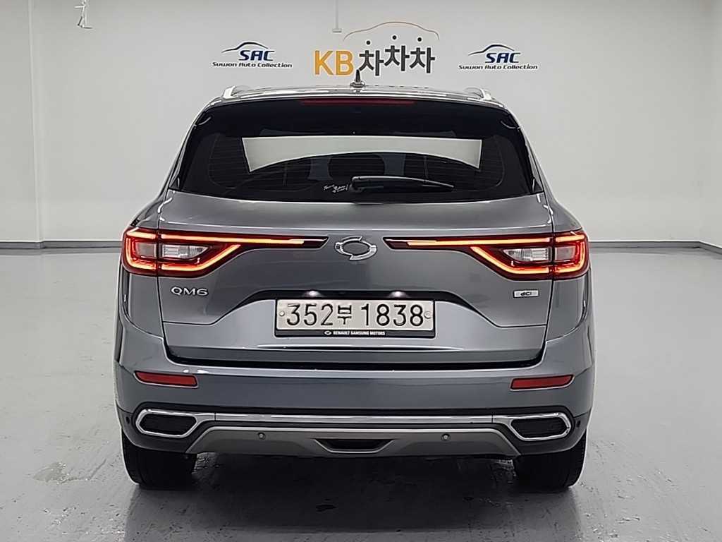 SAMSUNG QM6 - Vista 5