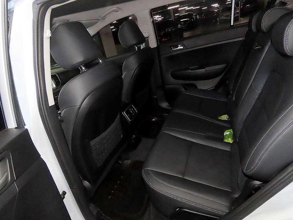 KIA Sportage - Vista 7