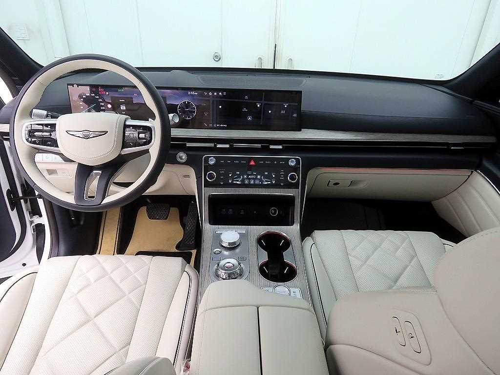 Genesis GV80 - Vista 9