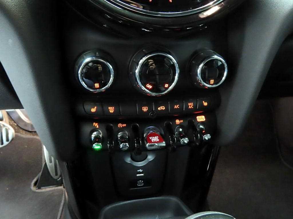 Mini Cooper Convertible - Vista 10