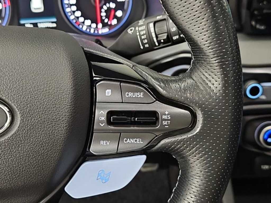 HYUNDAI Veloster - Vista 8